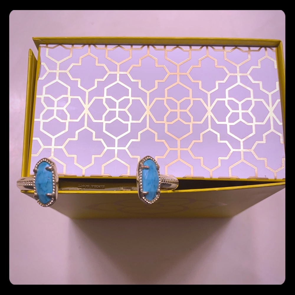 Turquoise Elton
